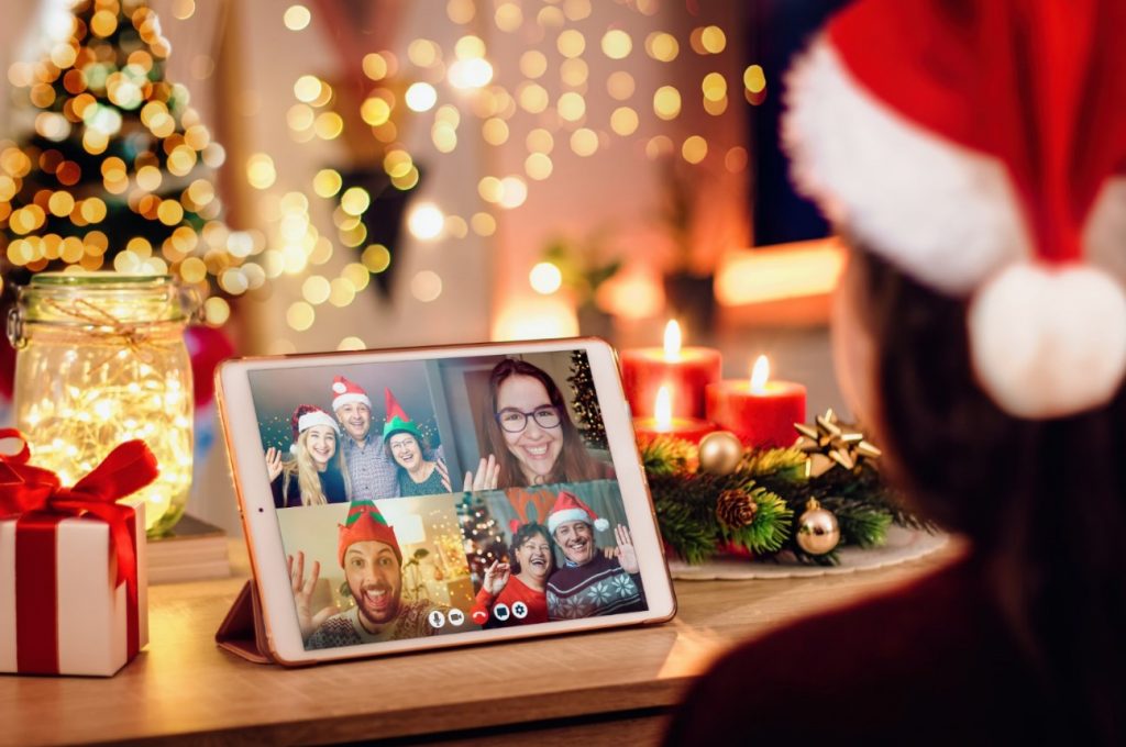 Lonely this Christmas Here are 3 Simple Tips to Ease Holiday Loneliness