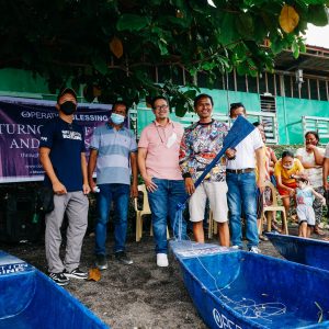 batangas fishermen received boats from operation blessing 4